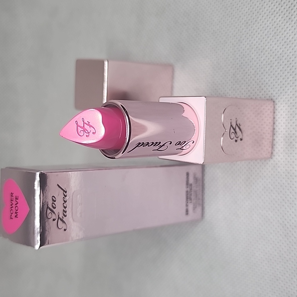 TooFACED LADY BOLD EM-POWER CREAM LIPSTICK (NIB) - Picture 2 of 4